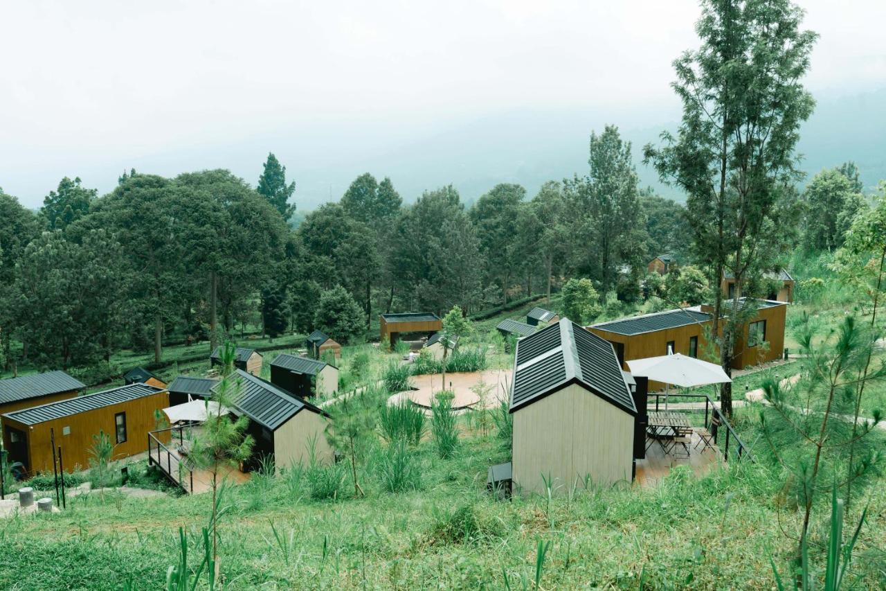 Bobocabin Gunung Mas, Puncak Tagalbato Екстериор снимка